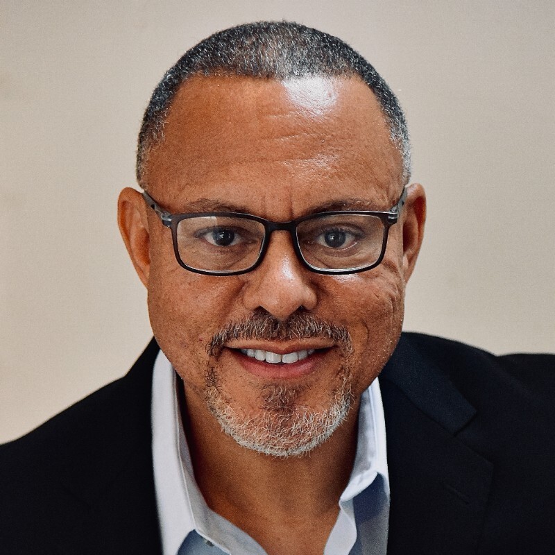 Headshot of Calvin Crosslin