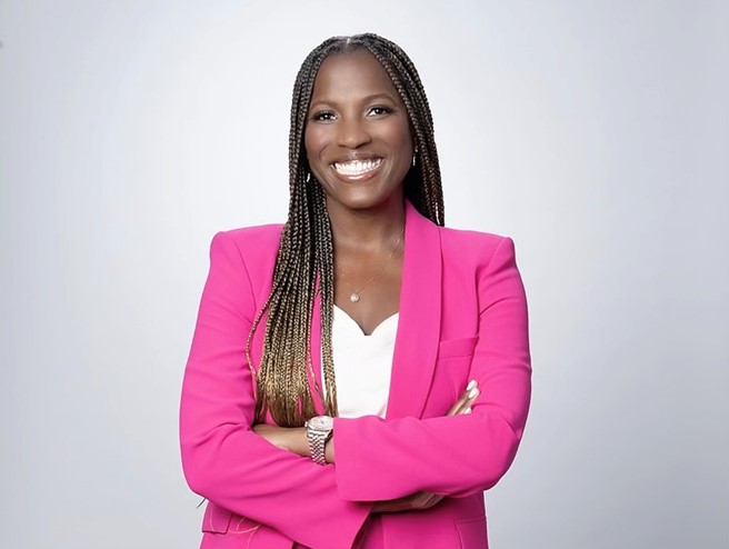 Headshot of Crystal Barnes