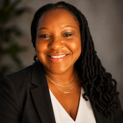 Headshot of Miranda Jones